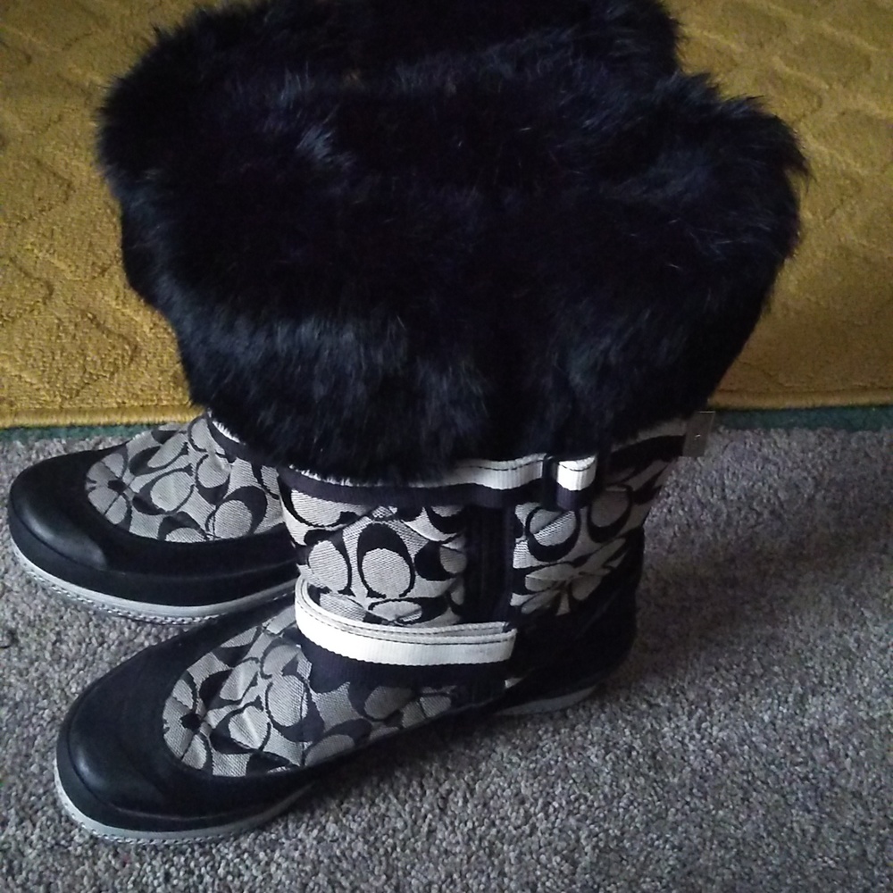 Coach boots